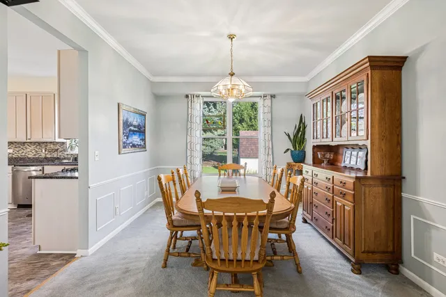 $469,900 | 1804 Redwood Lane, McHenry, IL 60051