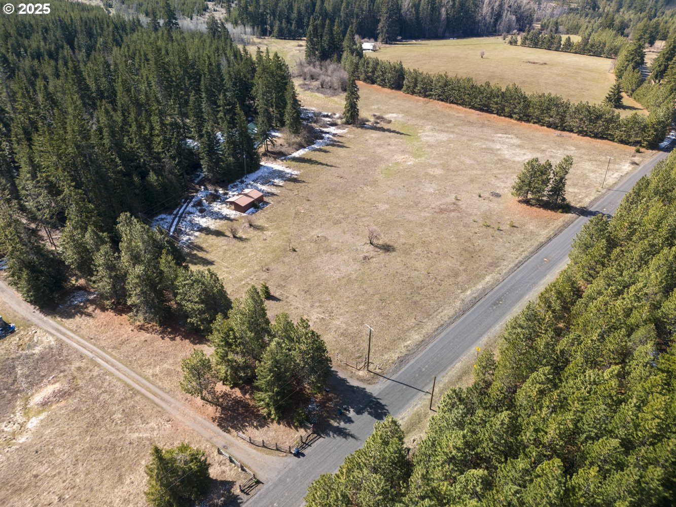 136 Sleepy Hollow Road White Salmon, WA 98672 - Photo 27 of 47