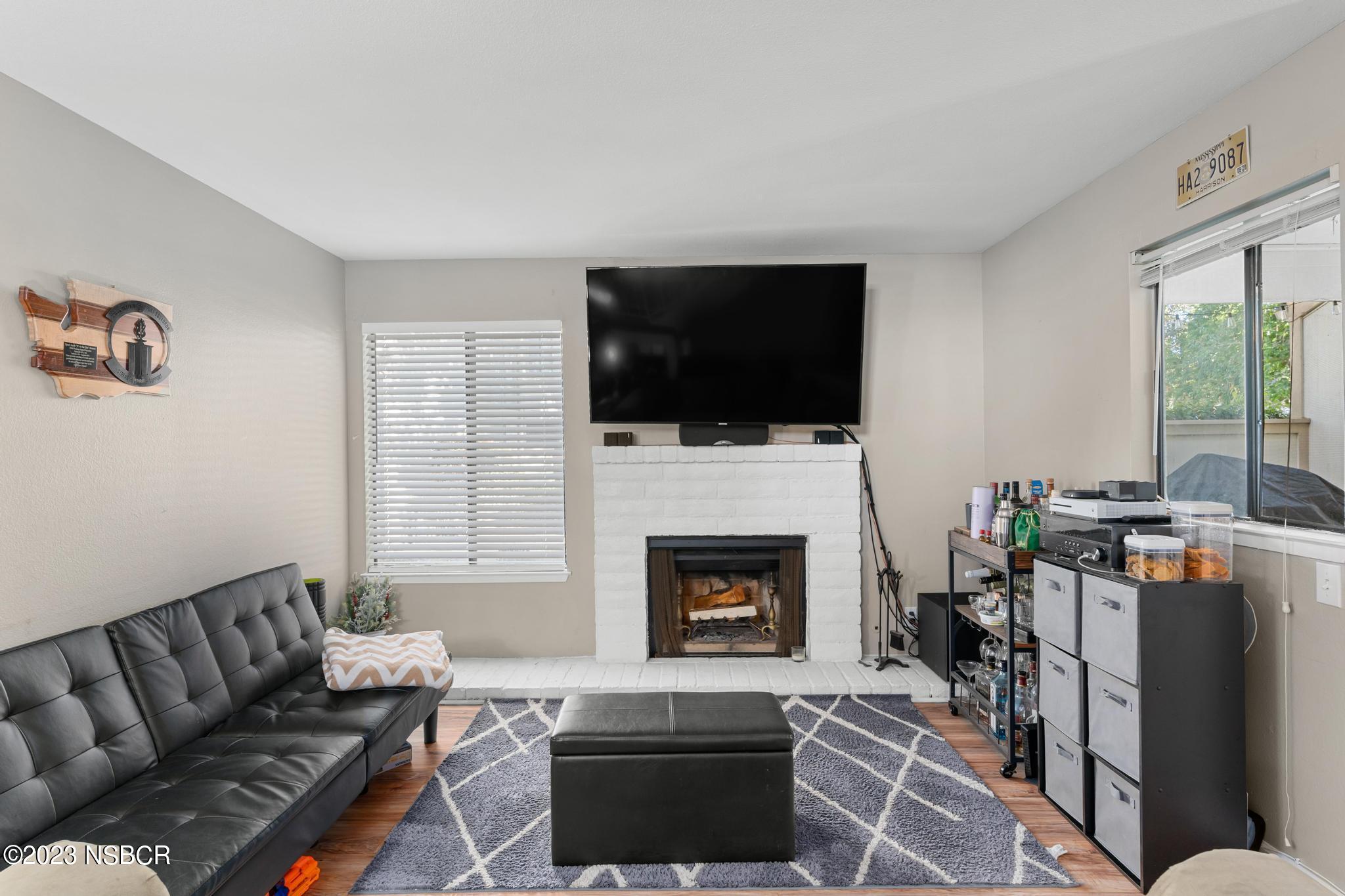 1305 Riverside Drive Lompoc, CA 93436 - Photo 5 of 24 1305 Riverside Dr-7