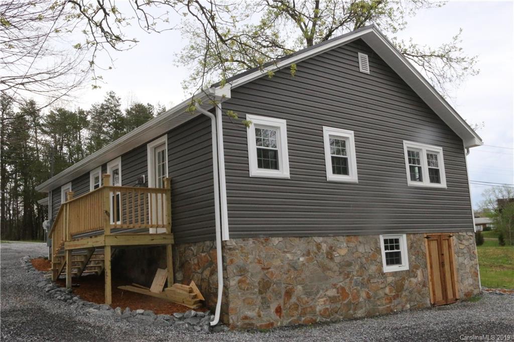 926 Salem Road Morganton, NC 28655 - Photo 5 of 30 Gallery Image 5