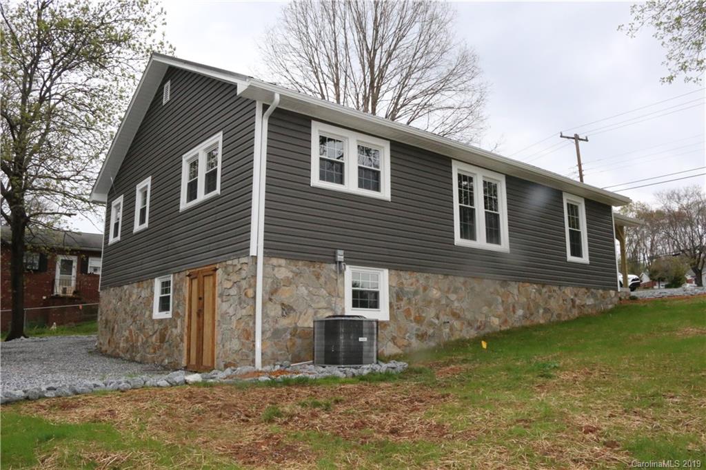 926 Salem Road Morganton, NC 28655 - Photo 6 of 30 Gallery Image 6