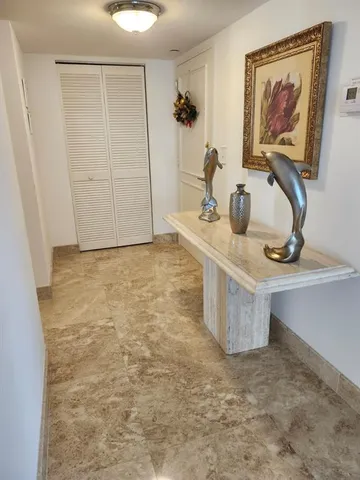 $850,000 | 1370 South Ocean Boulevard, Unit 905, Pompano Beach, FL 33062