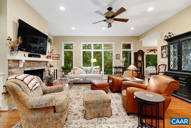 $890,000 | 85 Waters Edge Lane, Nellysford, VA 22958