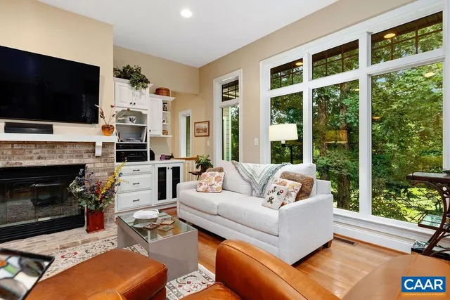 $890,000 | 85 Waters Edge Lane, Nellysford, VA 22958