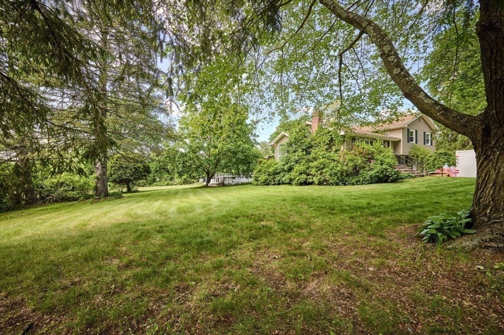 7 Lasallette Road Billerica, MA 01821 - Photo 31 of 35 a view of yard with green space