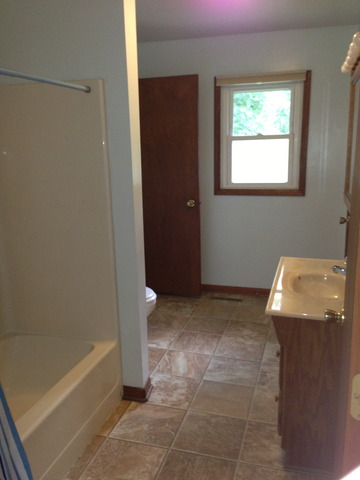 4812 Roberts Road Island Lake, IL 60042 - Photo 9 of 10