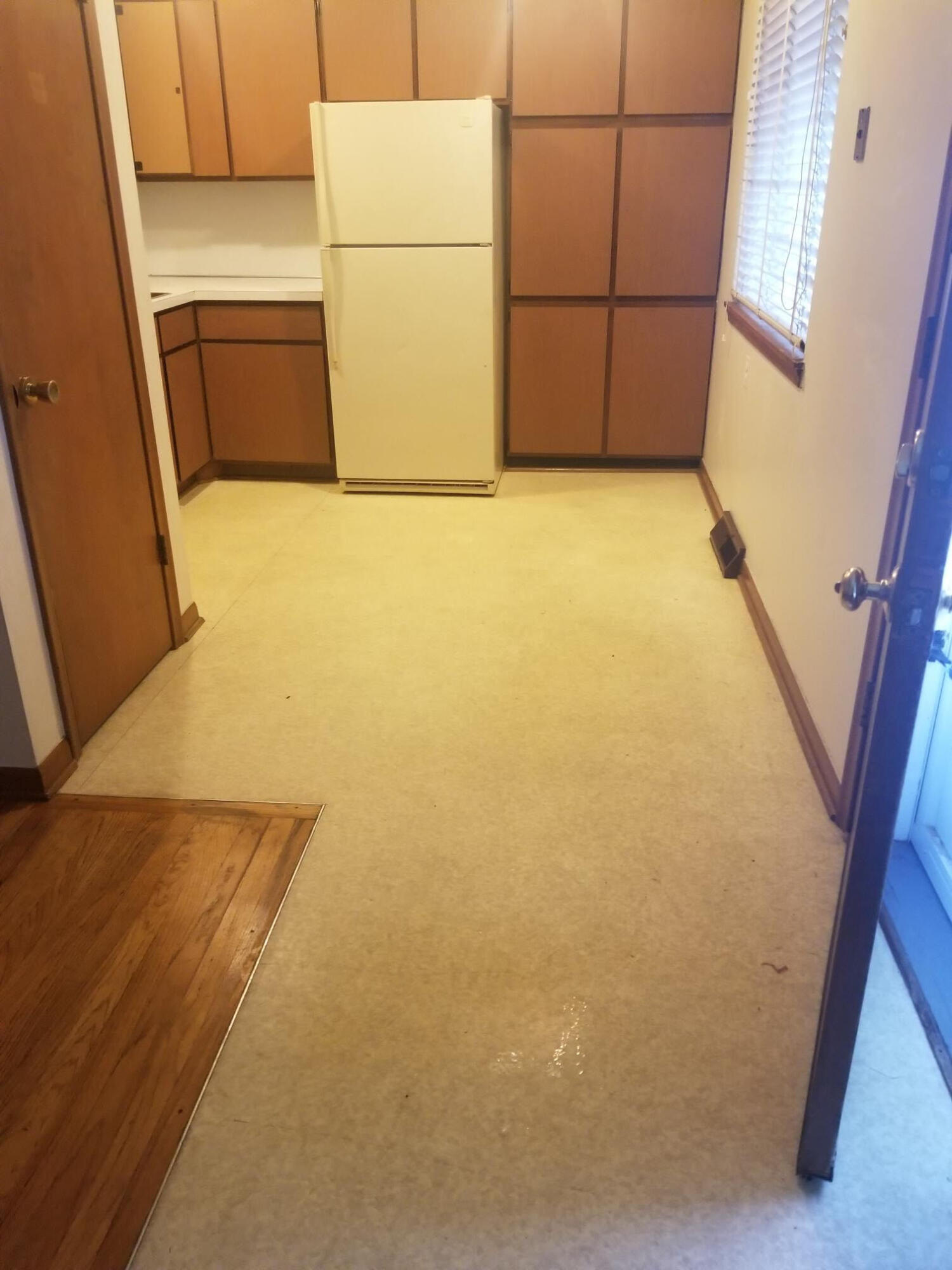 1236 Holmes Road Ypsilanti, MI 48198 - Photo 16 of 22 1236.Holmes.Pic.12