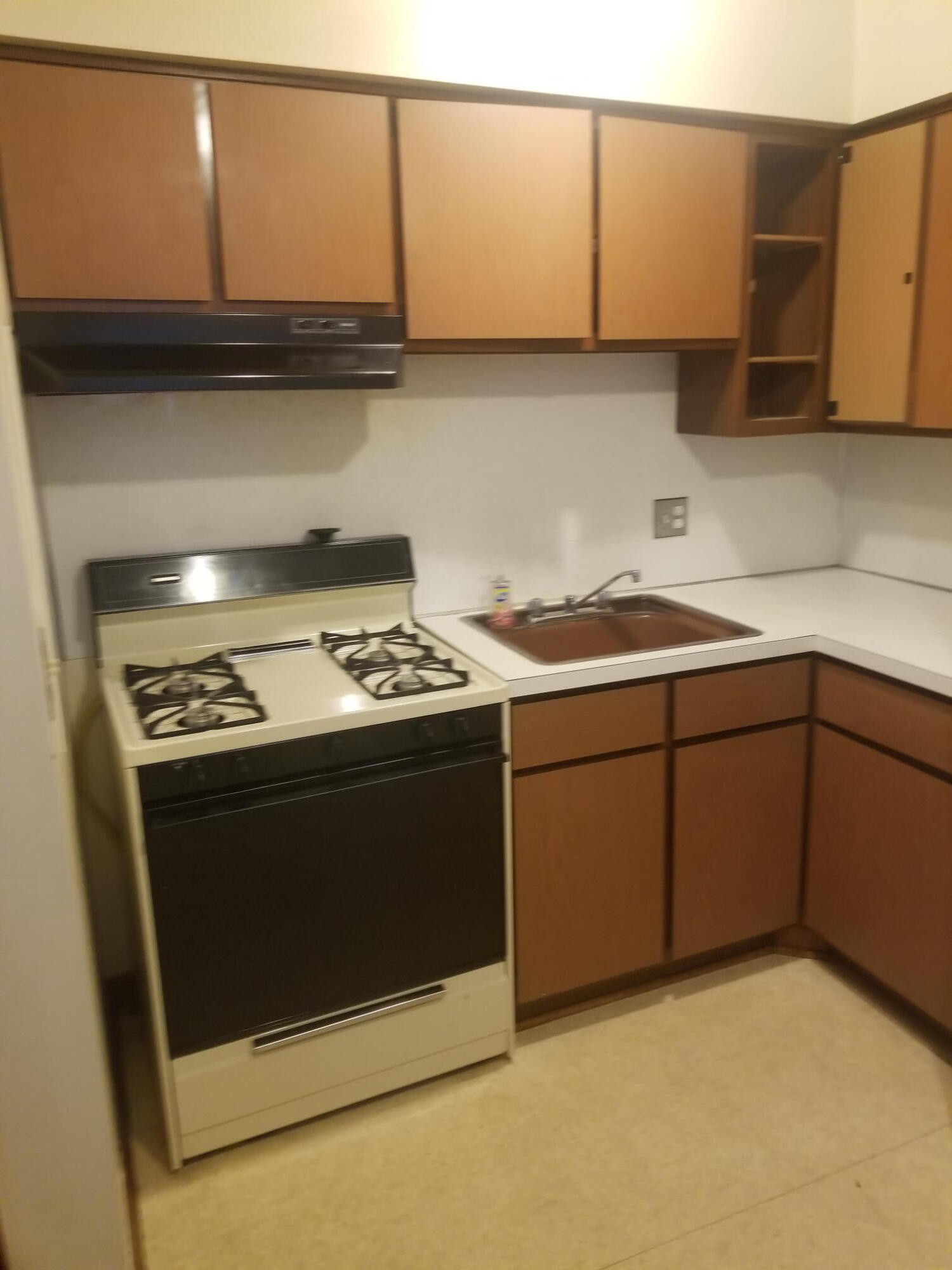 1236 Holmes Road Ypsilanti, MI 48198 - Photo 18 of 22 1236.Holmes.Pic.15