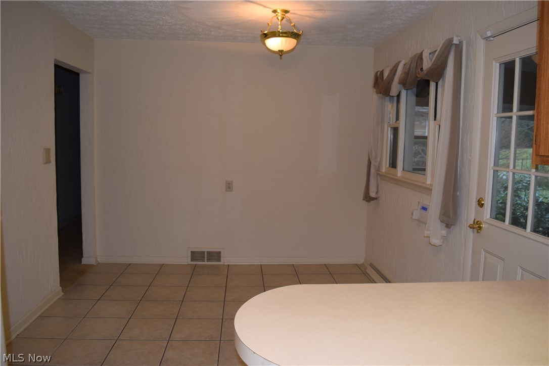 1230 Lockwood Road Barberton, OH 44203 - Photo 11 of 35 Gallery Image 11