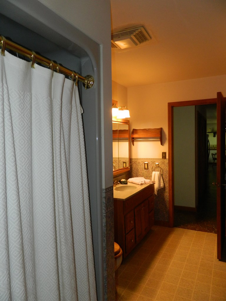 34 Wateredge Road Keeseville, NY 12944 - Photo 15 of 45 Gallery Image 15