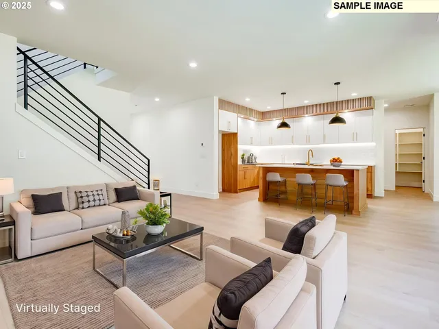 $749,900 | 5400 Northeast 111th Street, Vancouver, WA 98686