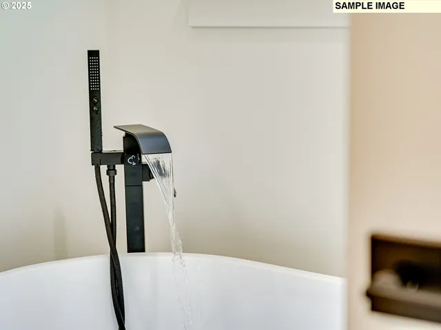 $749,900 | 5400 Northeast 111th Street, Vancouver, WA 98686