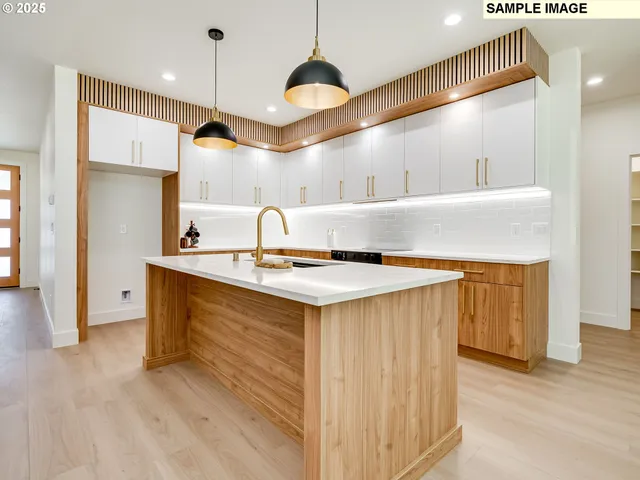 $749,900 | 5400 Northeast 111th Street, Vancouver, WA 98686