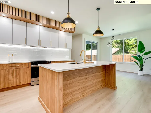 $749,900 | 5400 Northeast 111th Street, Vancouver, WA 98686