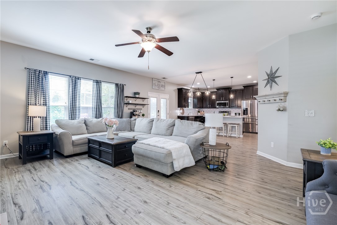 271 Willow Point Circle Savannah, GA 31407 - Photo 4 of 49