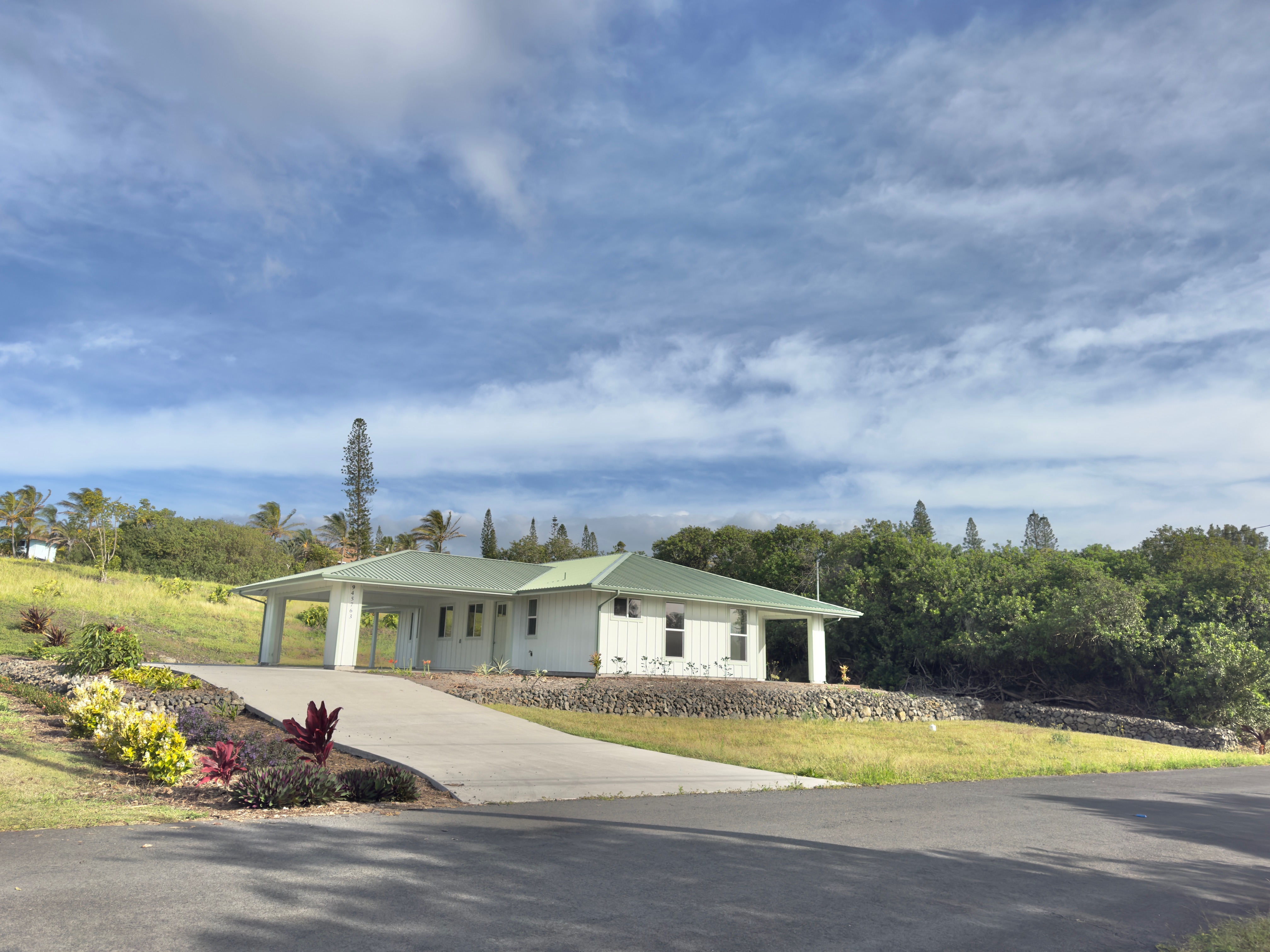 94-5763 Awa Pae Loop Naalehu, HI 96772 - Photo 2 of 17