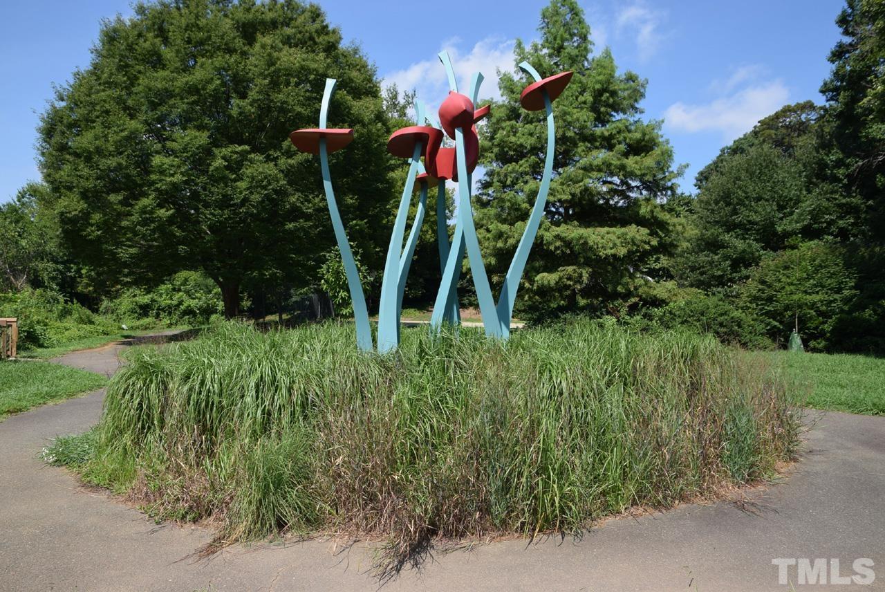 1057 Nichols Drive Raleigh, NC 27605 - Photo 32 of 39 a view of a garden with plants