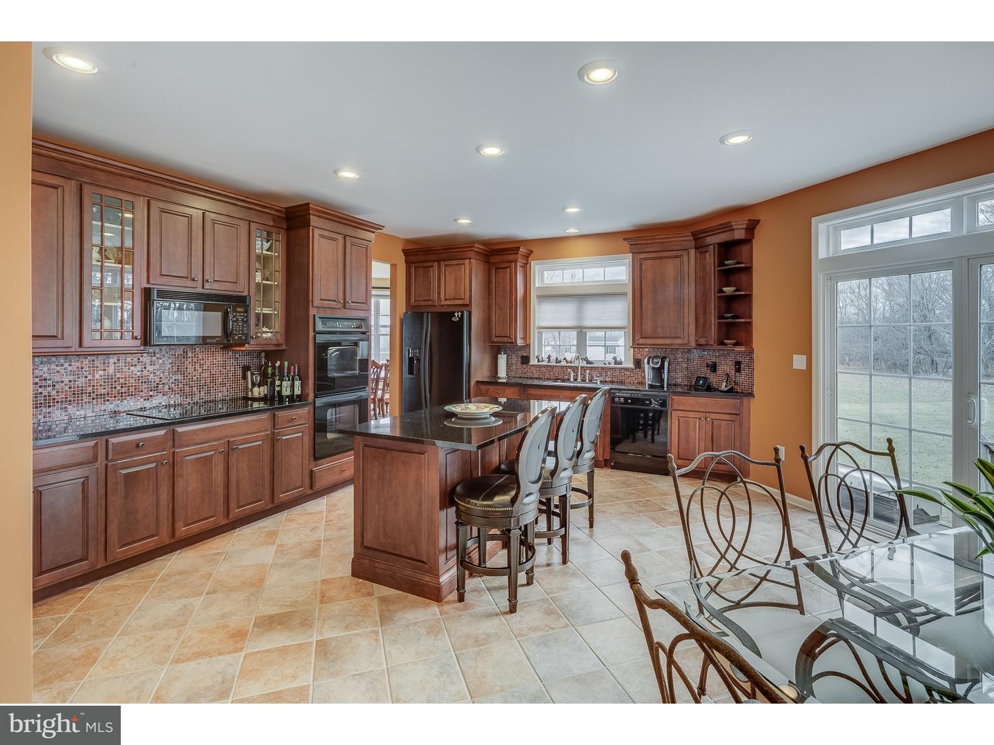 4 Wagon Road Lumberton, NJ 08048 - Photo 5 of 24 Gallery Image 5