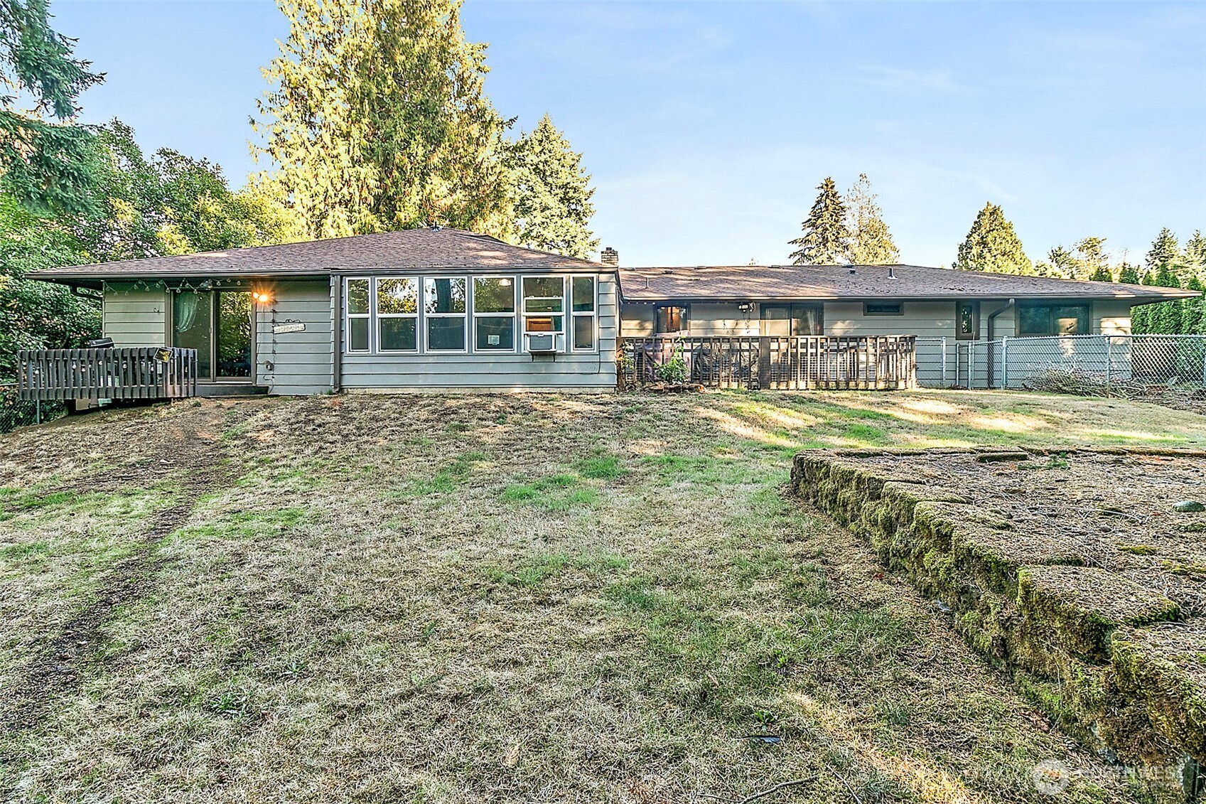 19815 95th Avenue South Renton, WA 98055 - Photo 33 of 40