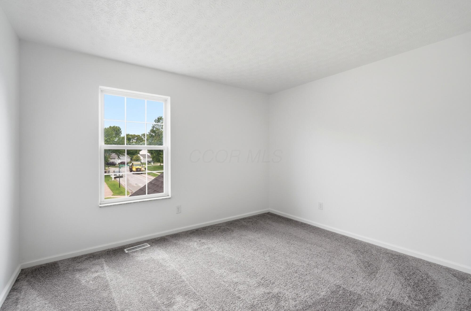 3114 Remington Ridge Road Columbus, OH 43232 - Photo 23 of 42 third bedroom