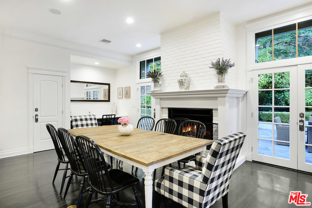 10980 Verano Road Los Angeles, CA 90077 - Photo 12 of 48 Gallery Image 12