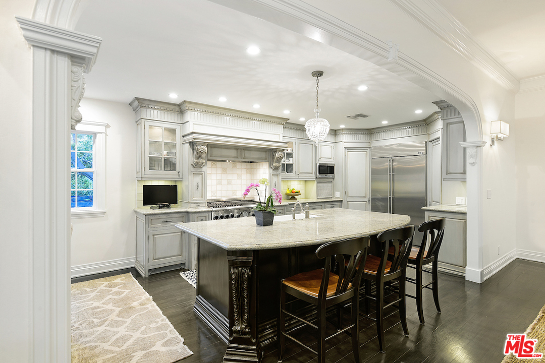 10980 Verano Road Los Angeles, CA 90077 - Photo 15 of 48 Gallery Image 15