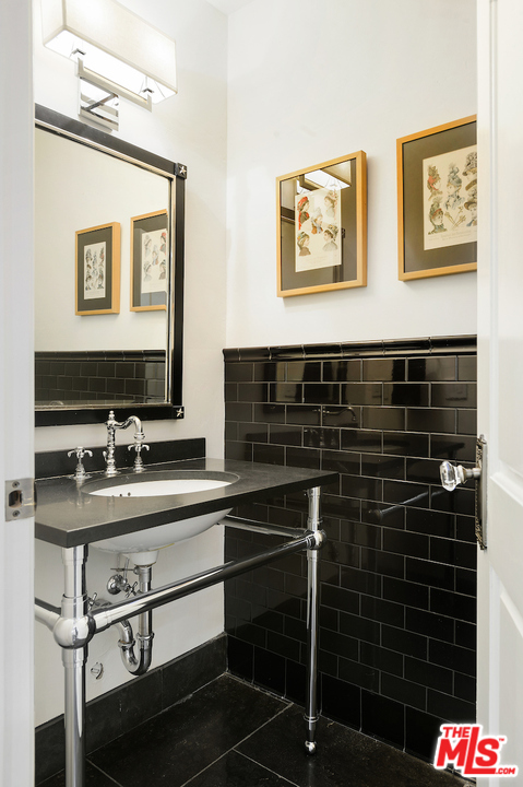 10980 Verano Road Los Angeles, CA 90077 - Photo 21 of 48 Gallery Image 21