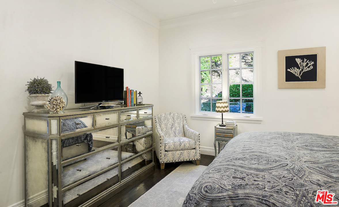 10980 Verano Road Los Angeles, CA 90077 - Photo 23 of 48 Gallery Image 23