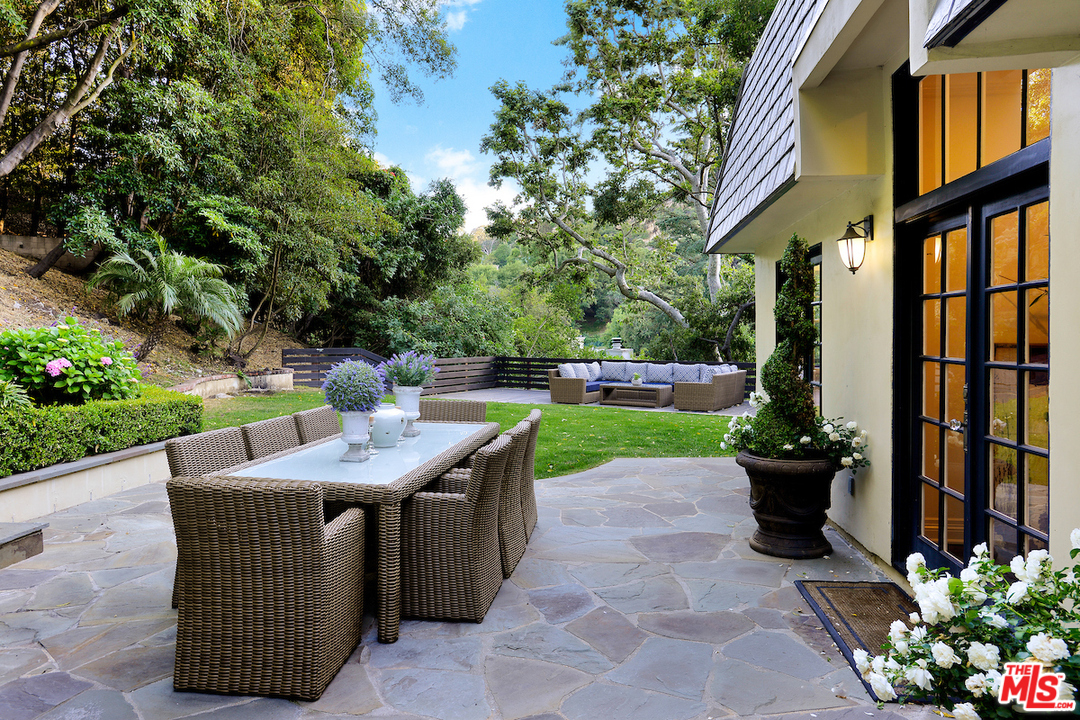 10980 Verano Road Los Angeles, CA 90077 - Photo 40 of 48 Gallery Image 40