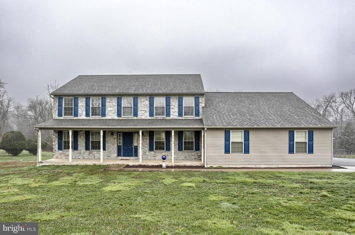 622 Raintree Road Columbia, PA 17512 - Photo 1 of 36 Gallery Image 1