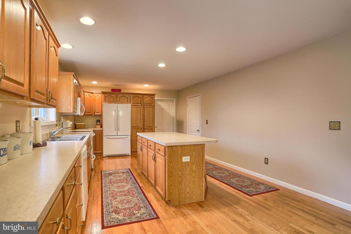 622 Raintree Road Columbia, PA 17512 - Photo 16 of 36 Gallery Image 16
