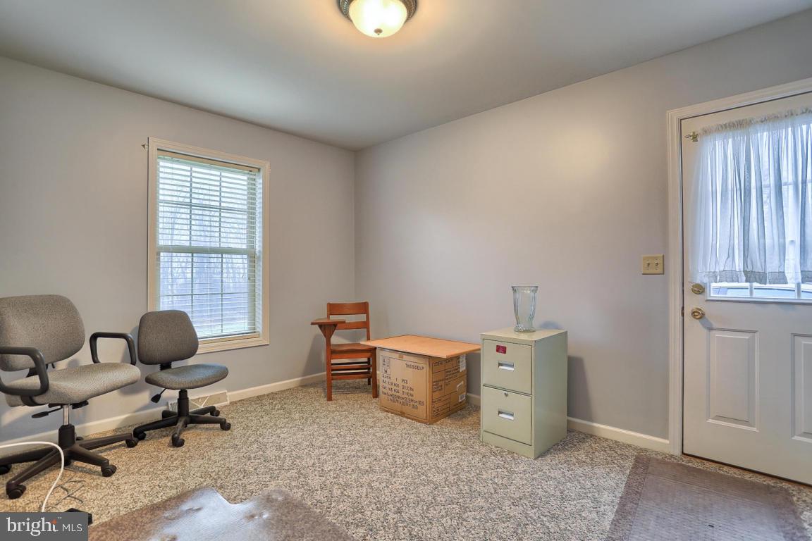 622 Raintree Road Columbia, PA 17512 - Photo 20 of 36 Gallery Image 20