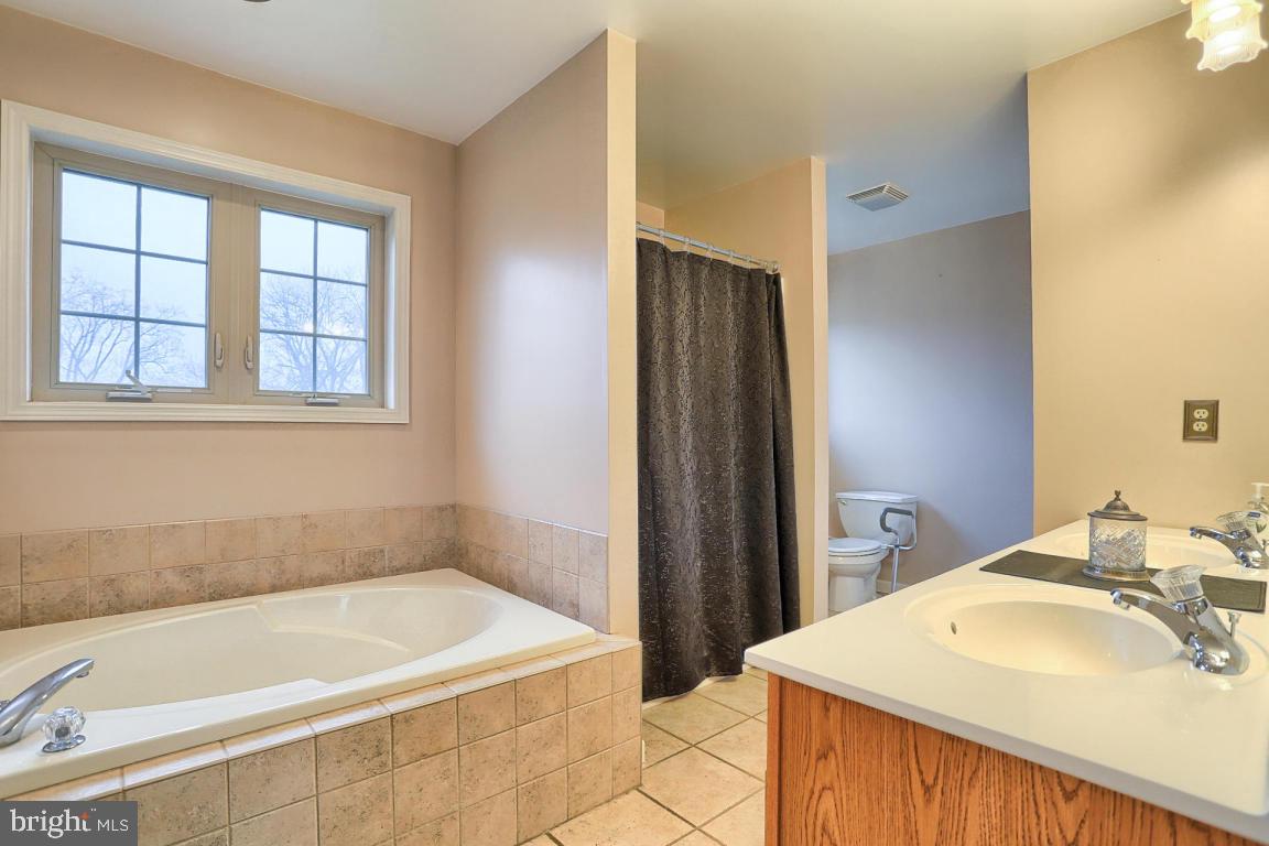 622 Raintree Road Columbia, PA 17512 - Photo 26 of 36 Gallery Image 26