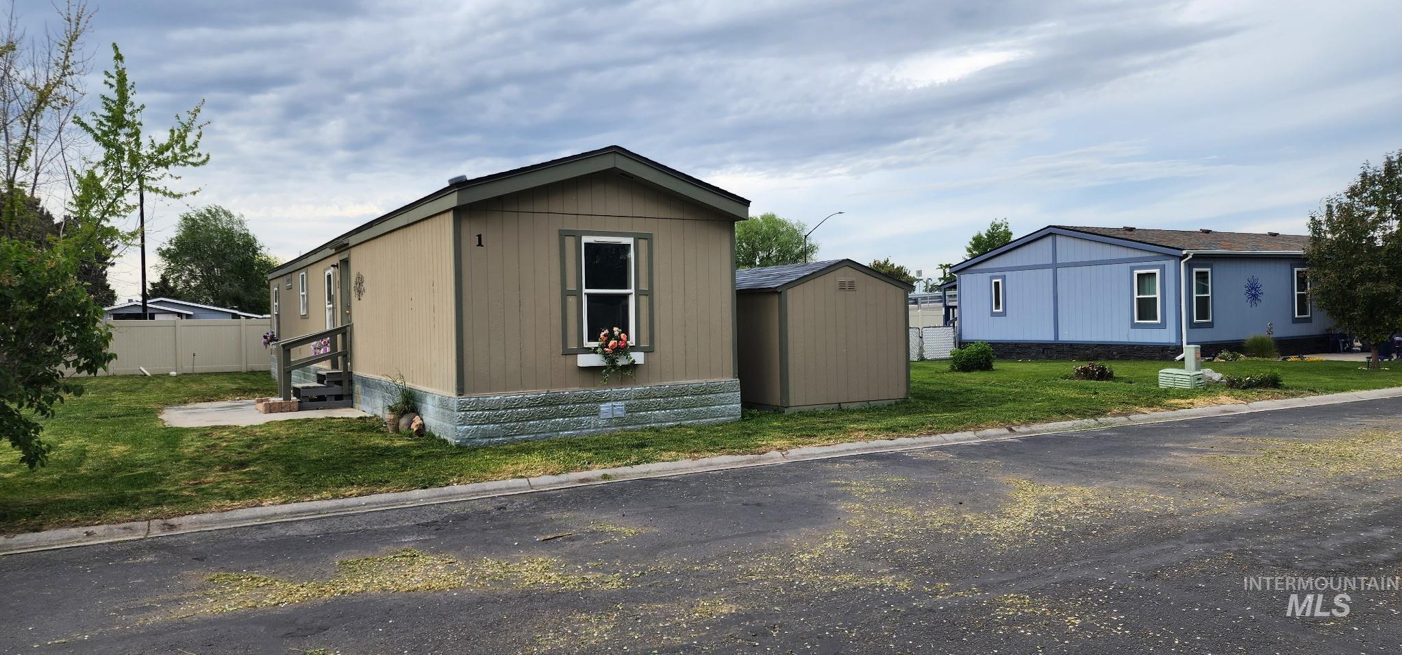 5016 East Ustick Road, Unit 1 Caldwell, ID 83605 - Photo 1 of 26