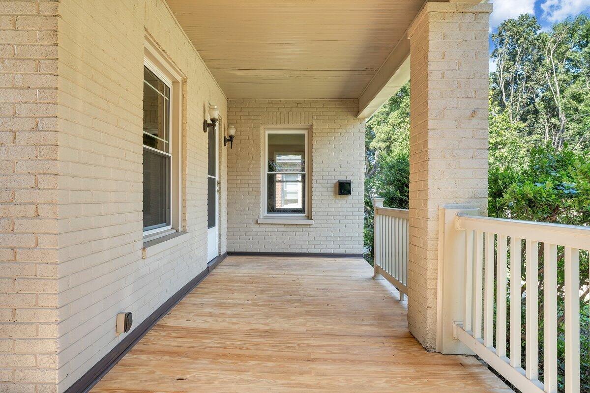 2702 Tillett Road Southwest Roanoke, VA 24015 - Photo 42 of 49 45