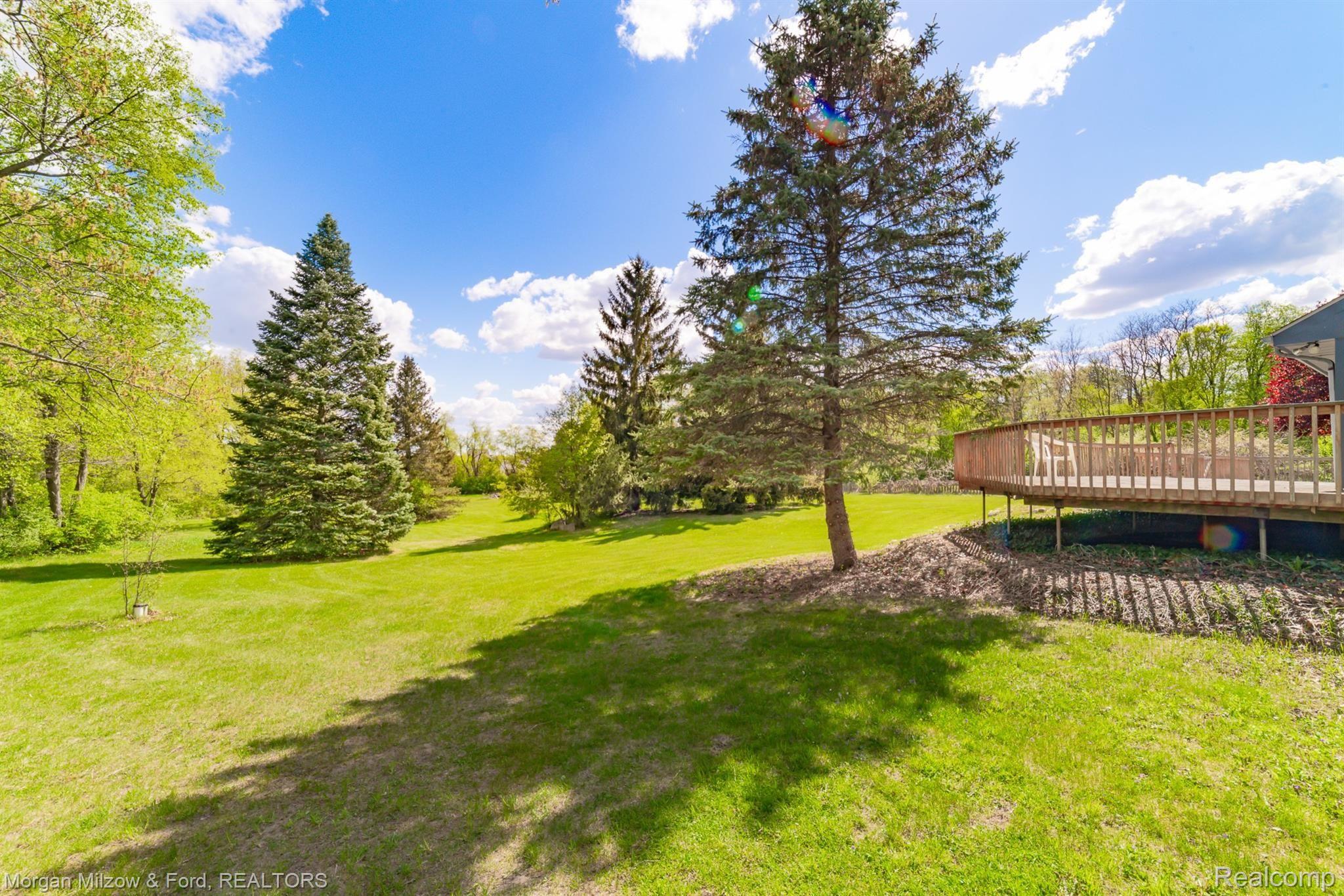 7748 Ranch Estates Road Clarkston, MI 48348 - Photo 34 of 39 7748 Ranch Estates-38.jpg