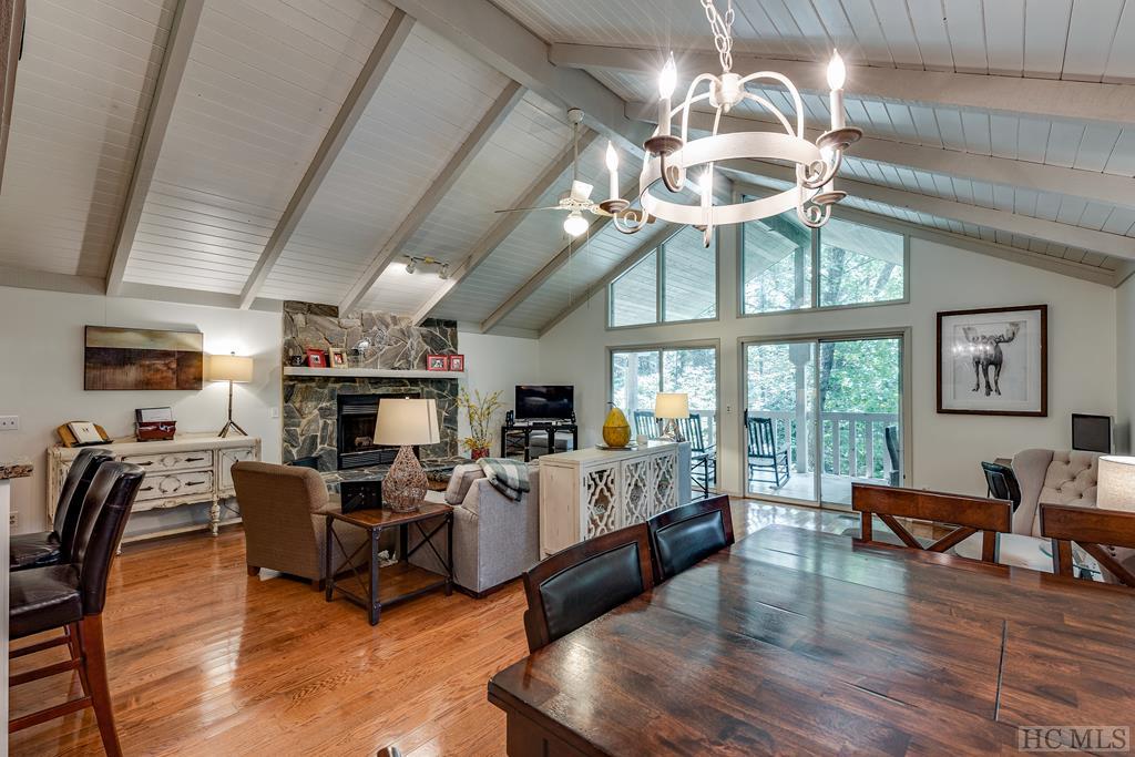 199 Oak Road Highlands, NC 28741 - Photo 11 of 27 Gallery Image 11