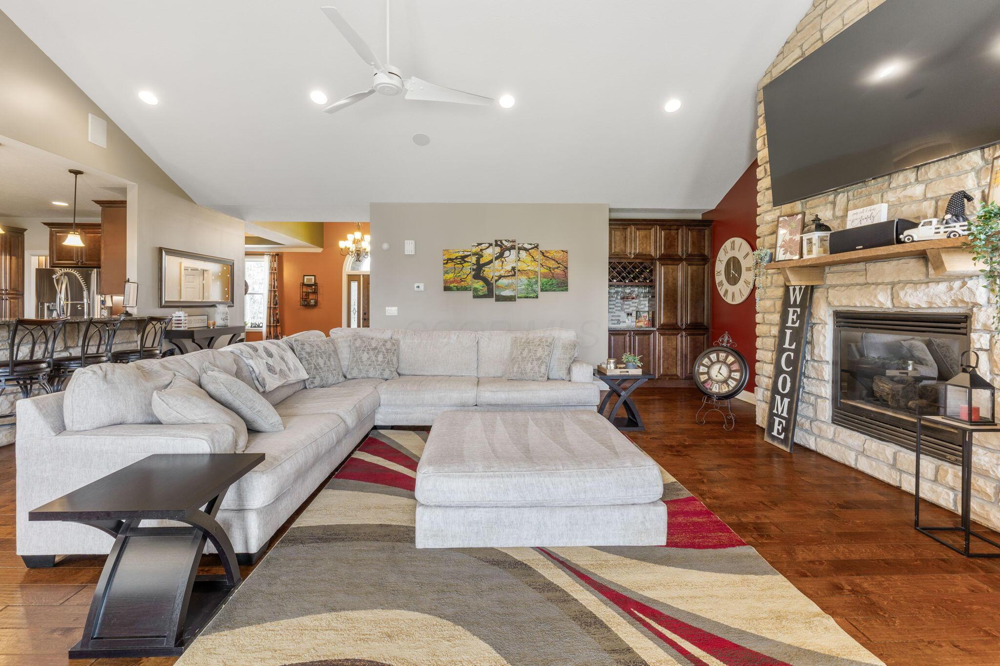 13970 Chambers Road Sunbury, OH 43074 - Photo 49 of 133 13970 Chambers Rd (Interior)-9