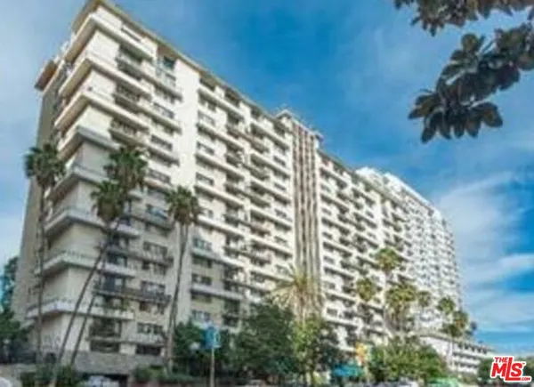 $4,600 | 10535 Wilshire Boulevard, Unit 810, Los Angeles, CA 90024