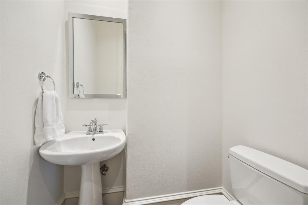 1675 Morris Lane Frisco, TX 75034 - Photo 14 of 34