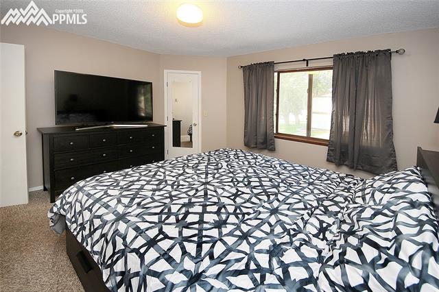 725 Alexander Road, Unit B Colorado Springs, CO 80909 - Photo 14 of 24 Gallery Image 14