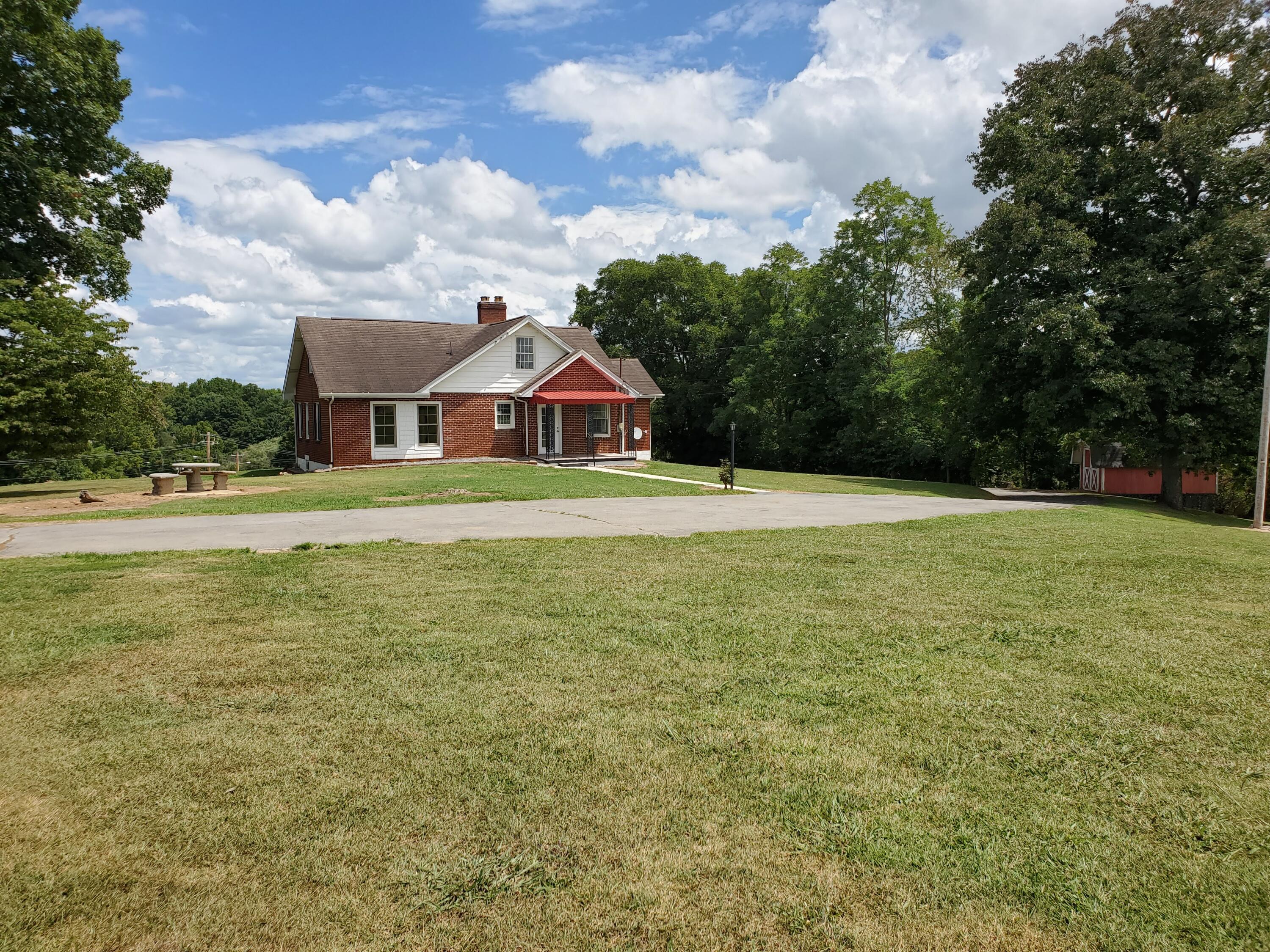 711 Persimmon Ridge Road Jonesborough, TN 37659 - Photo 10 of 48 11
