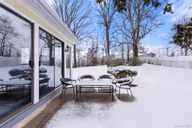 $690,000 | 258 Holt Drive, Pearl River, NY 10965