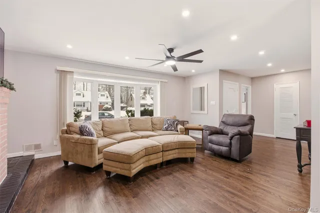 $690,000 | 258 Holt Drive, Pearl River, NY 10965