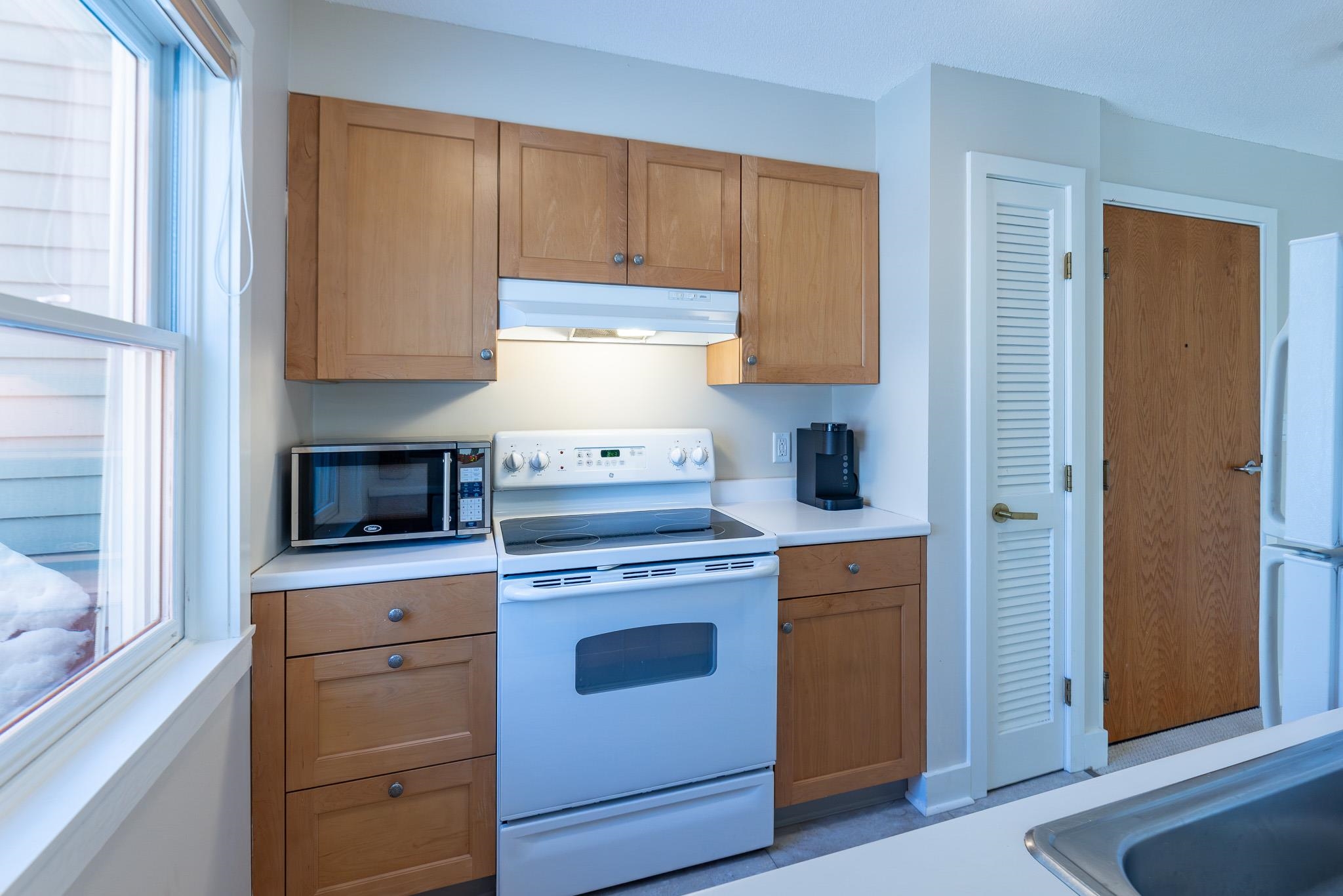 53 Lyme Road, Unit 35 Hanover, NH 03755 - Photo 9 of 23