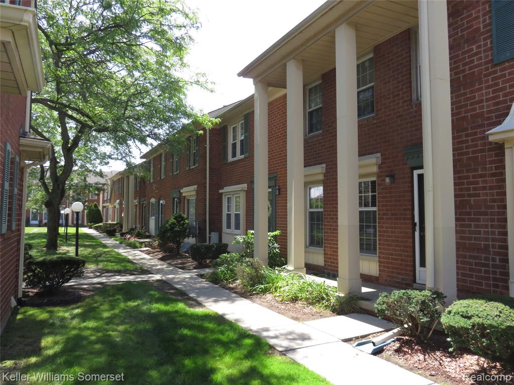 31189 Hoover Road, Unit 28 Warren, MI 48093 - Photo 24 of 26