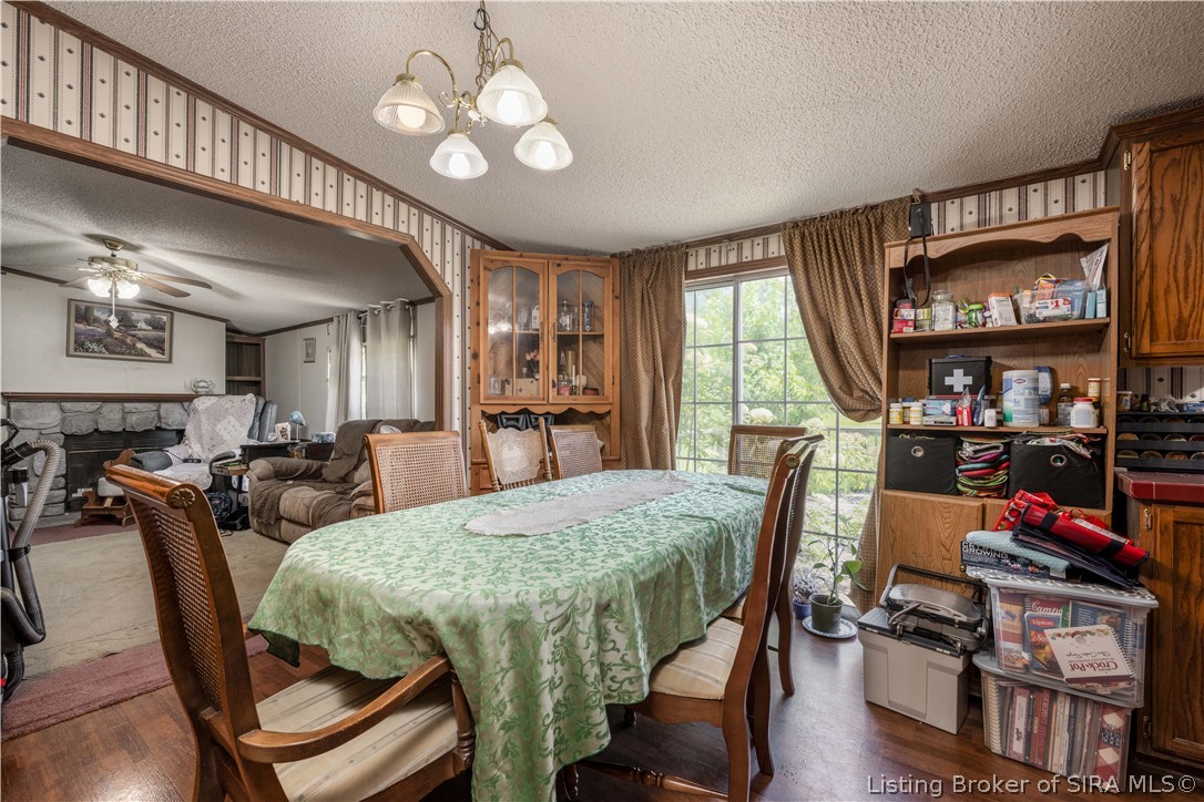 11318 Cortner Road Marysville, IN 47141 - Photo 12 of 43 Eat-in Area