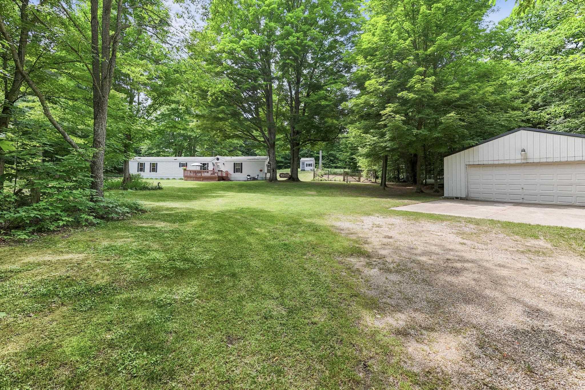 7346 Traverse Road Thompsonville, MI 49683 - Photo 8 of 54 Gallery Image 8