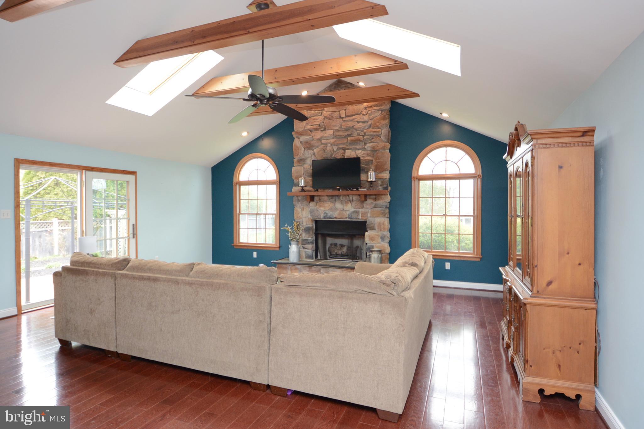 230 Crestview Road Hatboro, PA 19040 - Photo 12 of 40 Gallery Image 12
