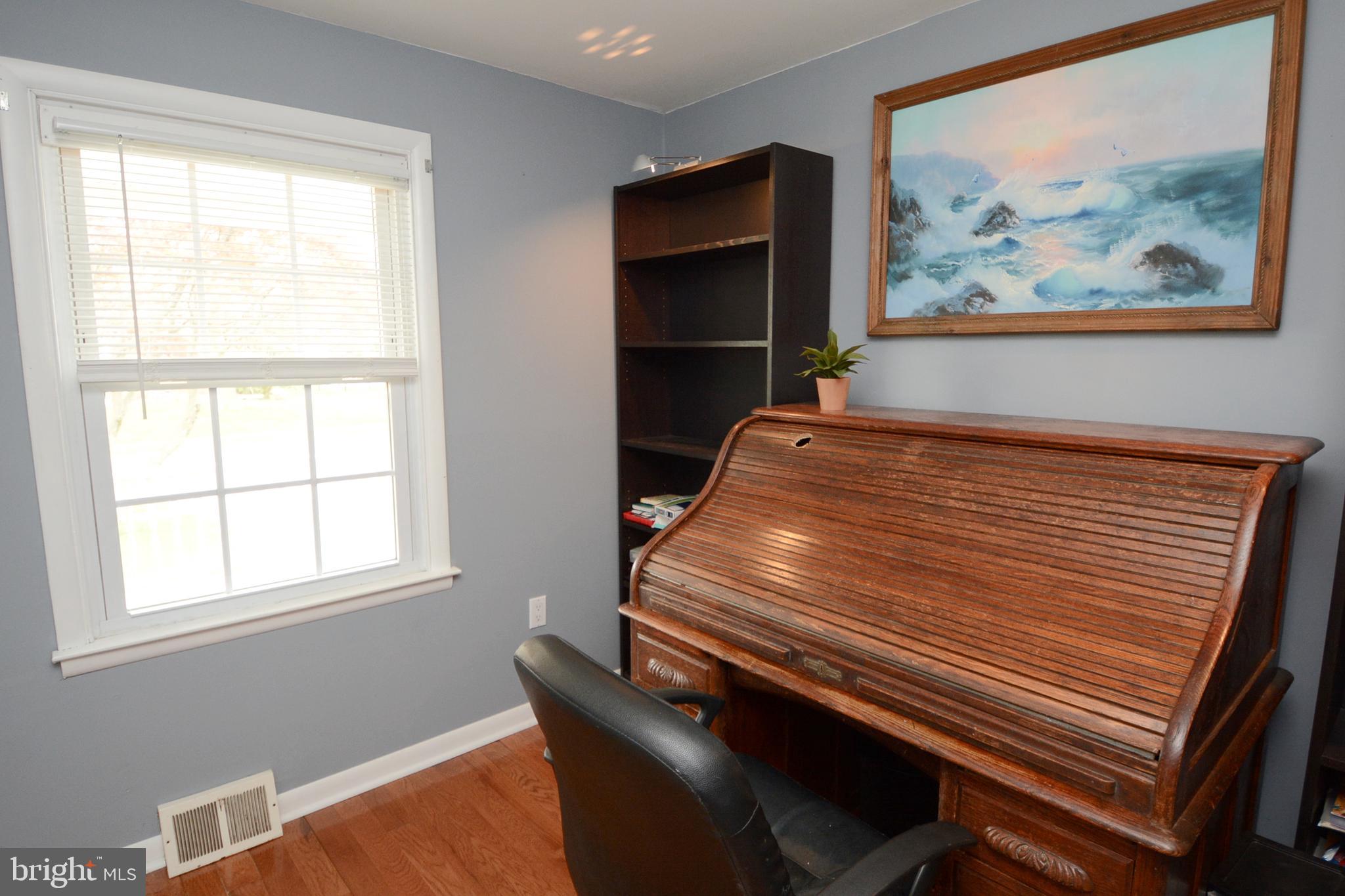 230 Crestview Road Hatboro, PA 19040 - Photo 16 of 40 Gallery Image 16